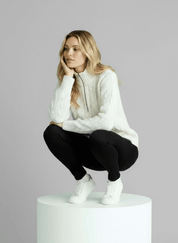 Amy Sweater with Zipper