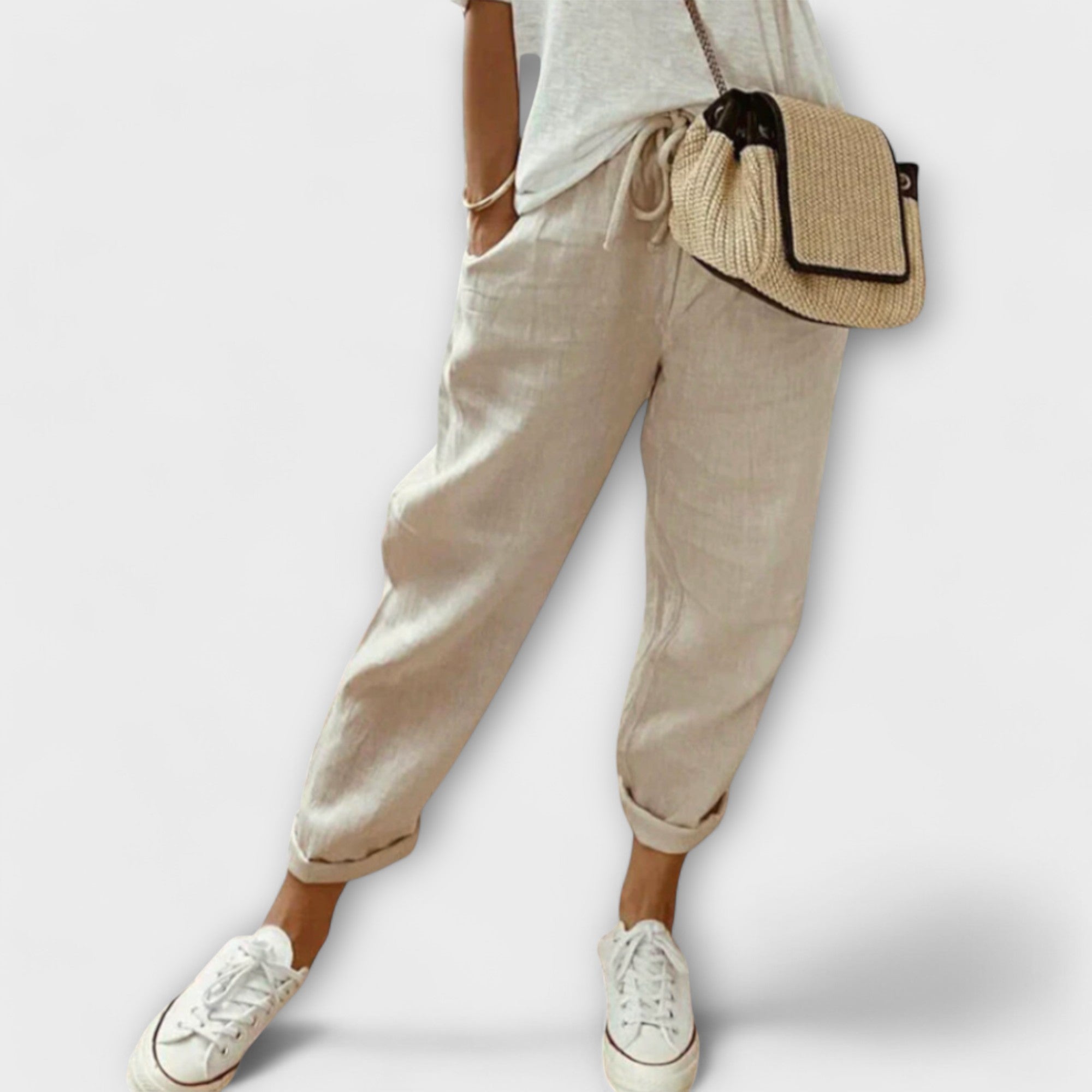 Beige_leinen_hose_f_r_damen-Photoroom.jpg