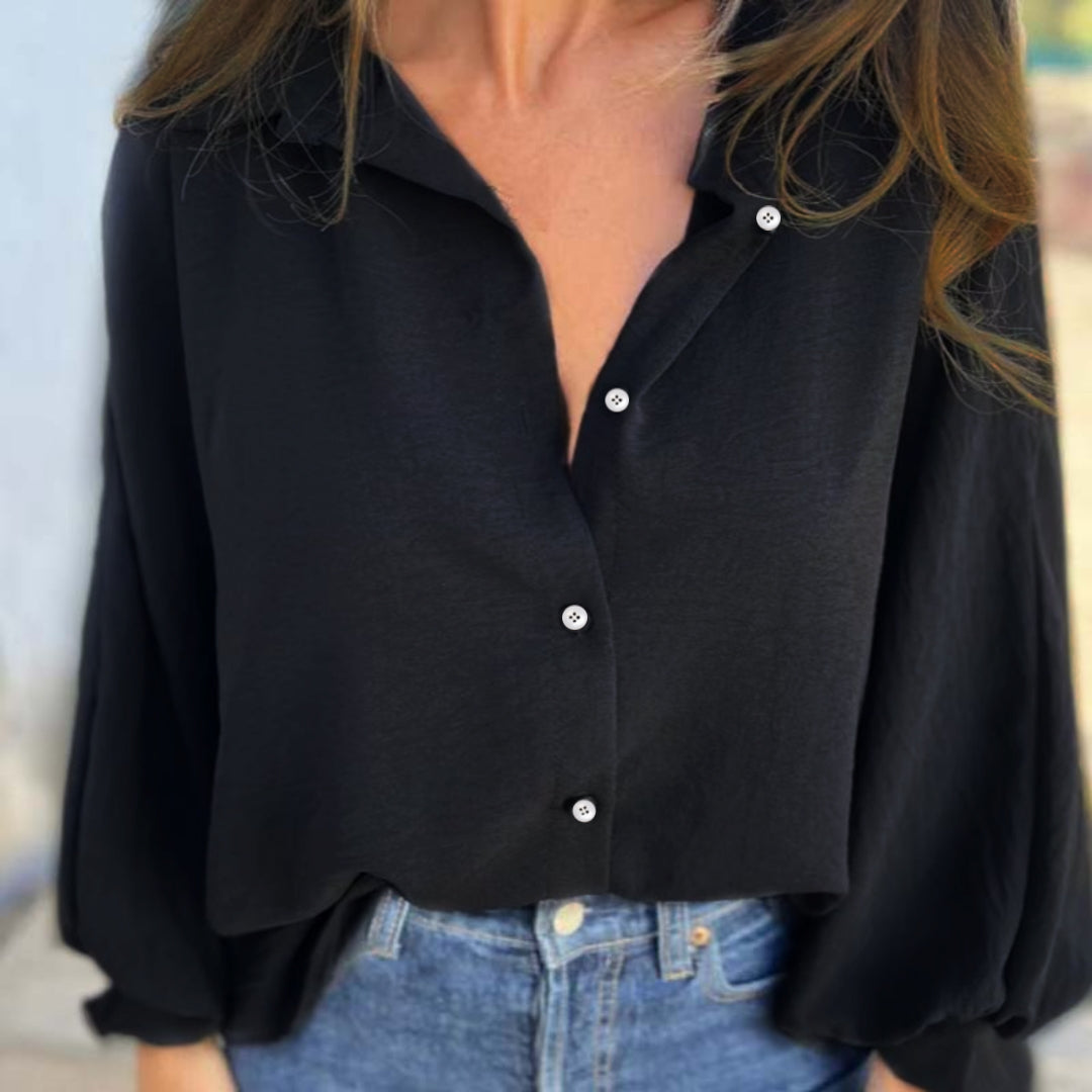 Elysa™ – Blusa con botones Ivory Mood