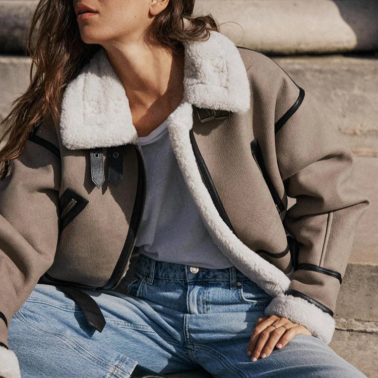 Pia | Chaqueta de cuero versátil de color caqui