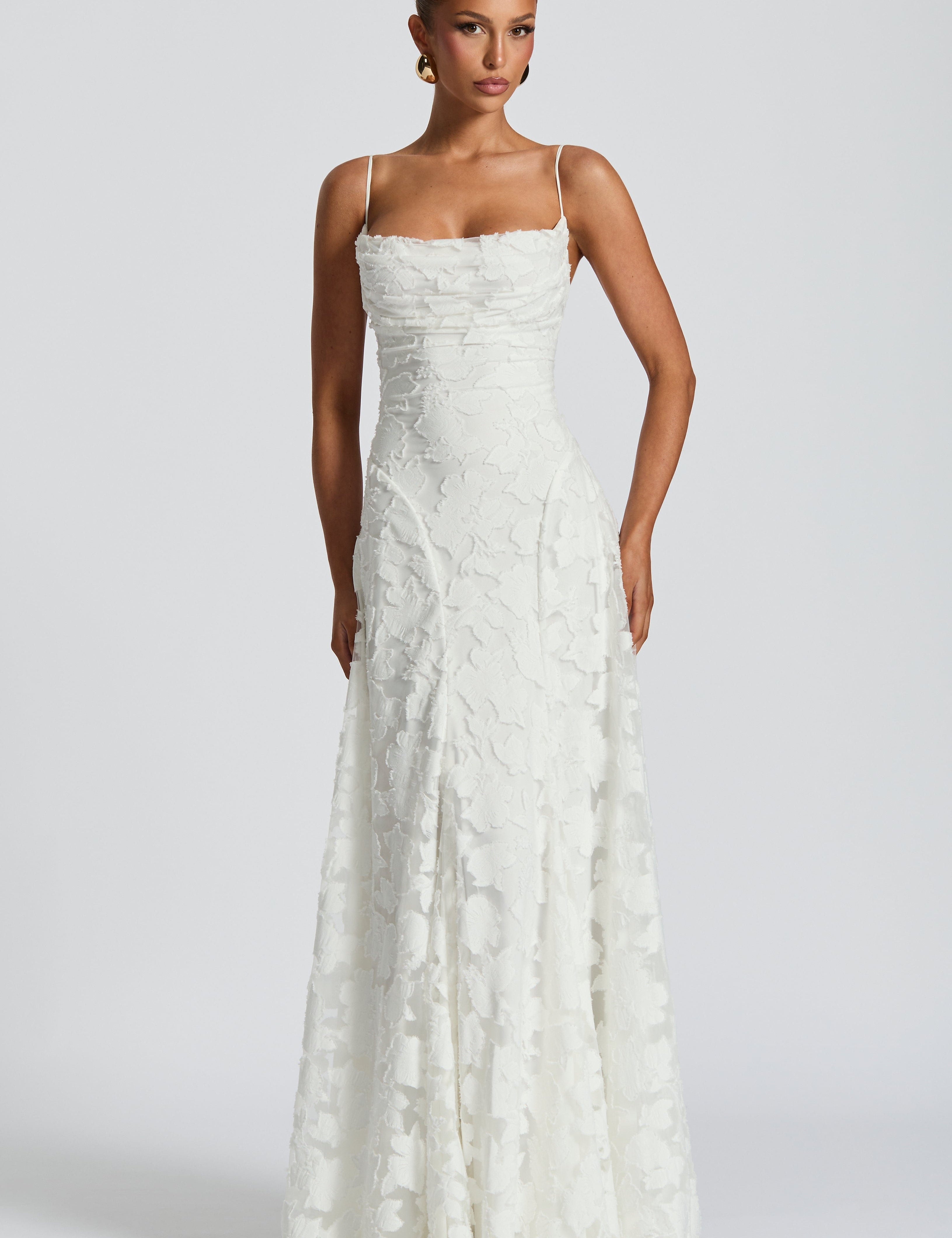 ELEGANTE VESTIDO LARGO