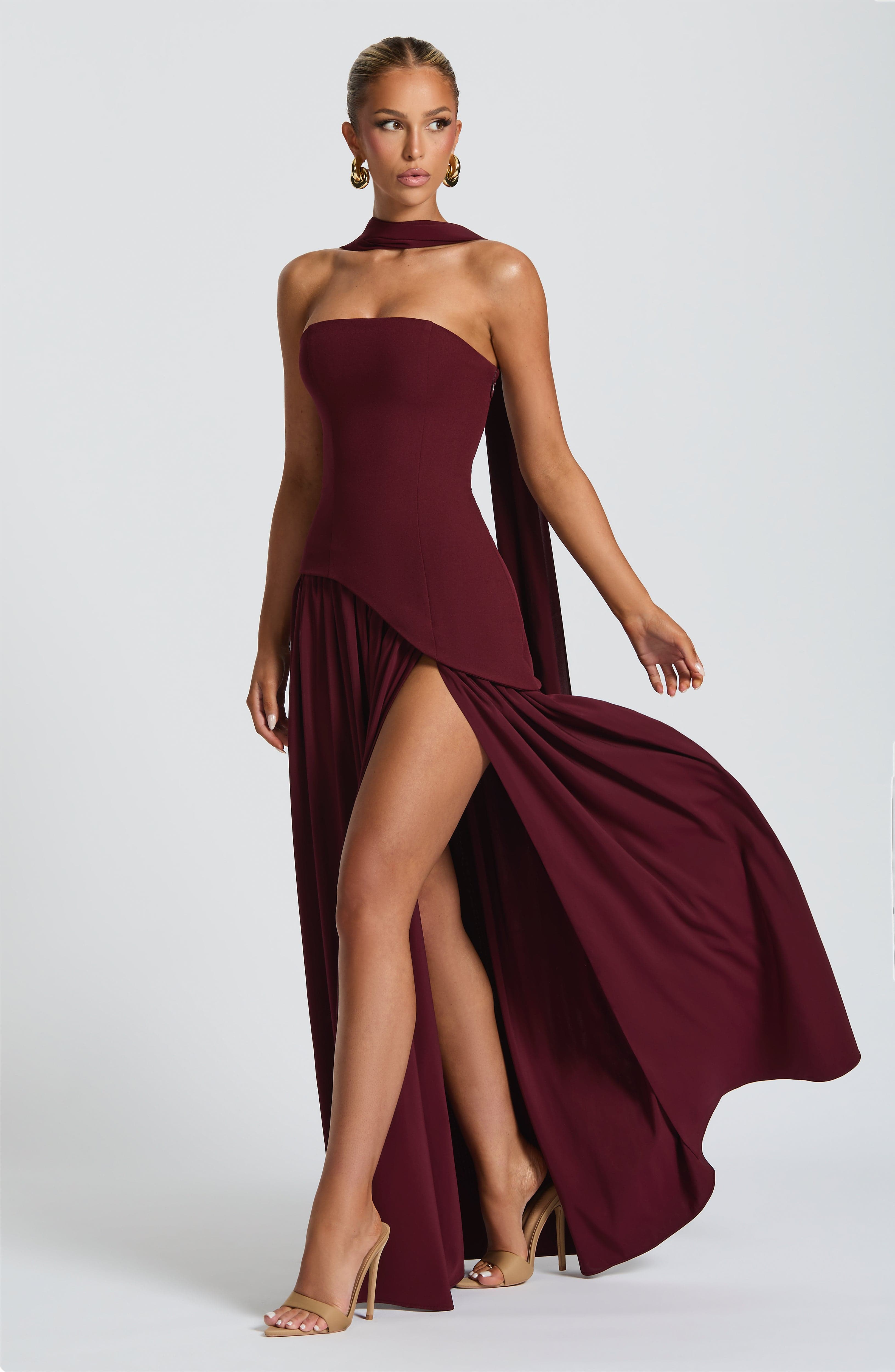 Vestido largo Maliyah - Lacado cereza